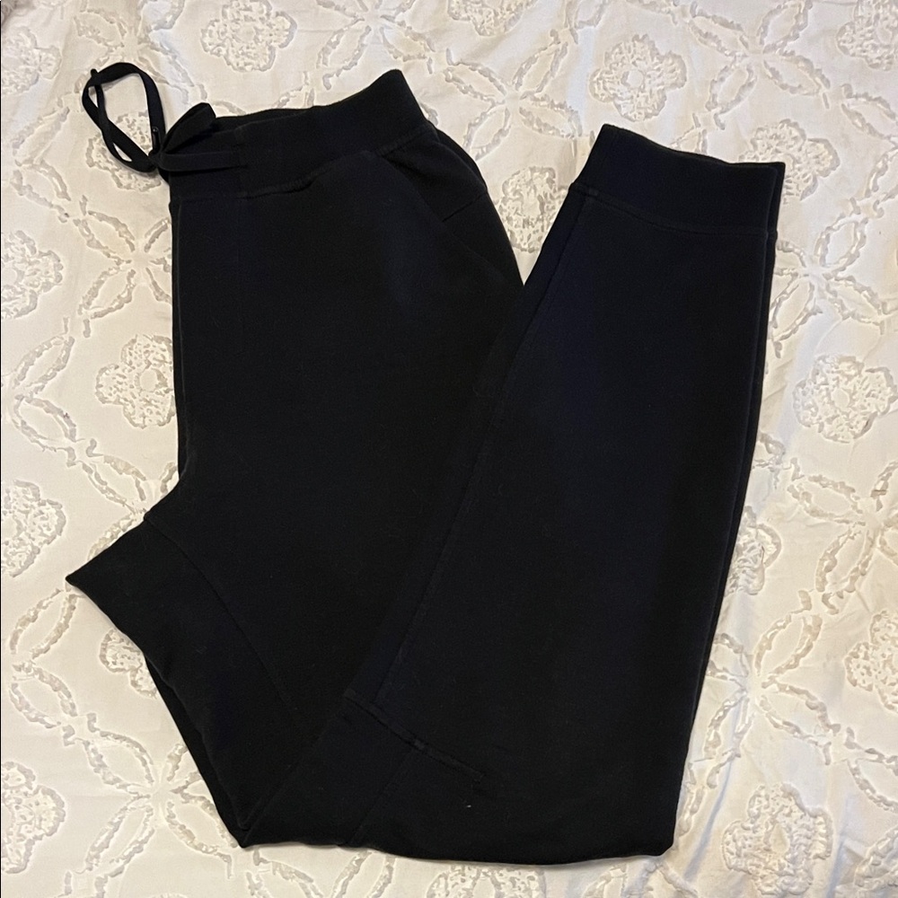 Men’s Lululemon Black Joggers-XS